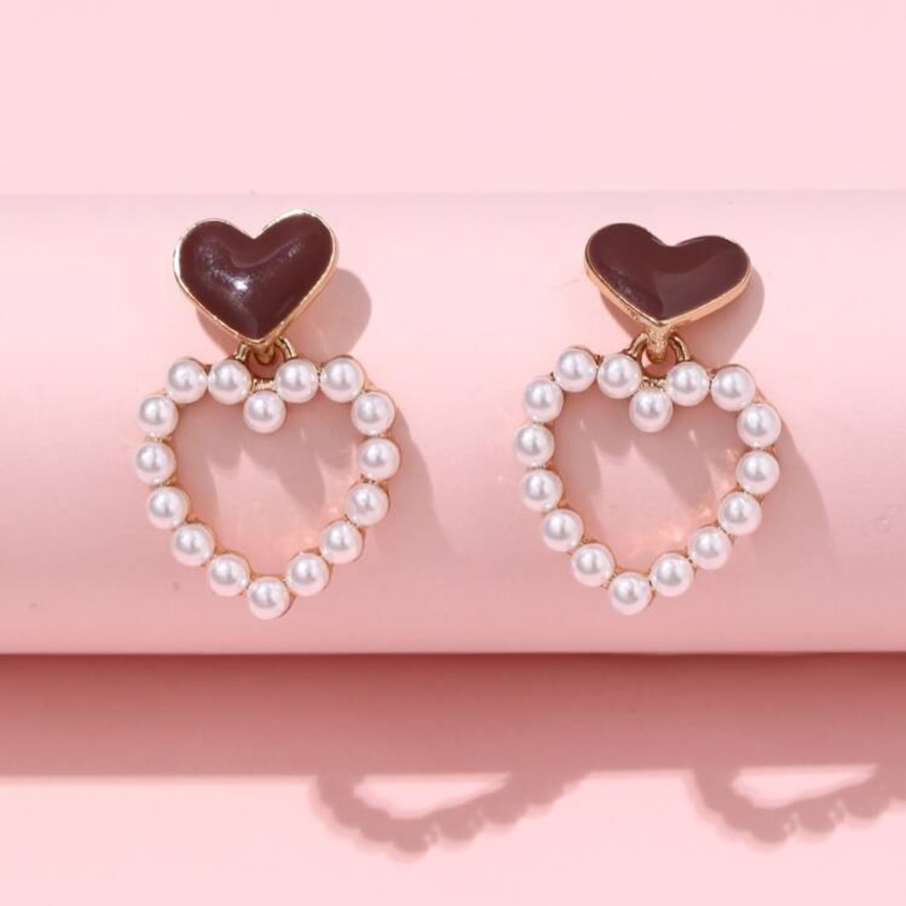 Heart-Shaped Pearl Earrings